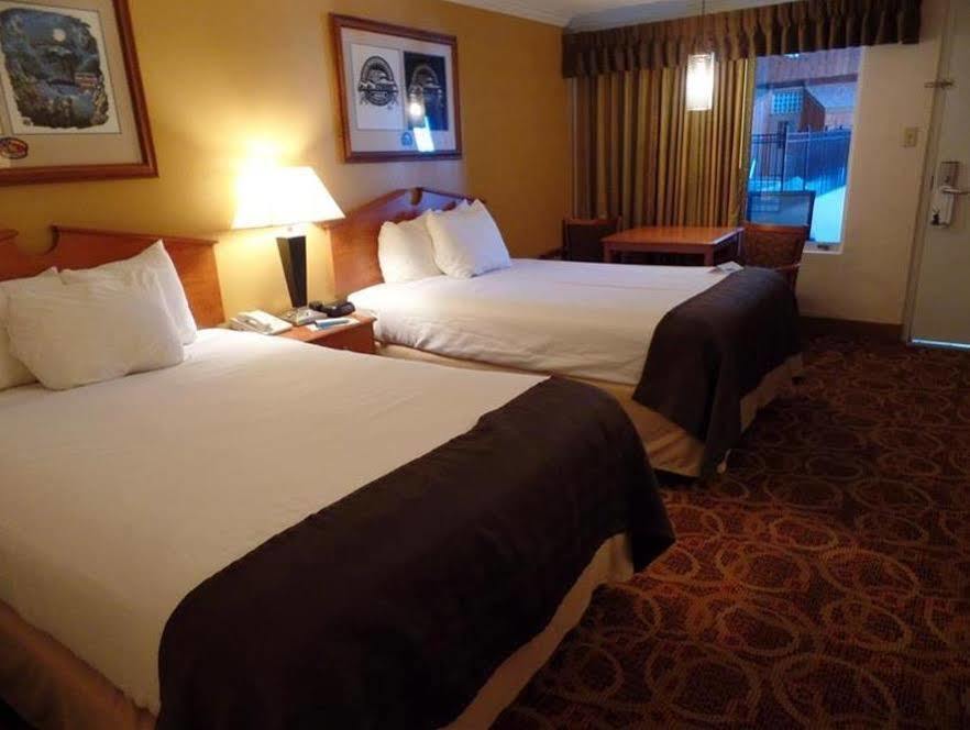 Sturgis Lodge And Suites Eksteriør bilde